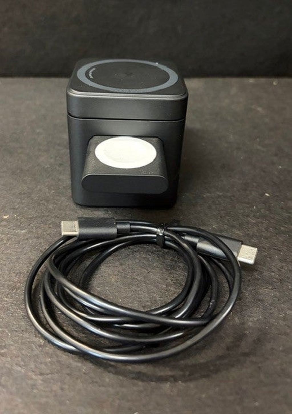 Anker 3-in-1 cube wireless magsafe charger