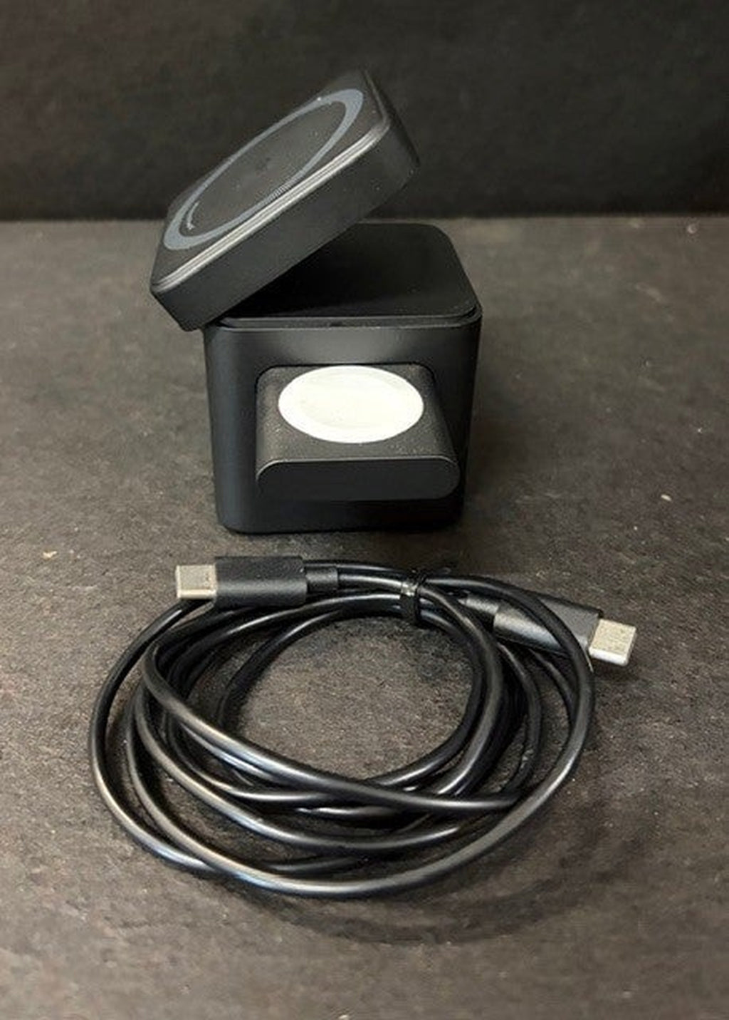 Anker 3-in-1 cube wireless magsafe charger
