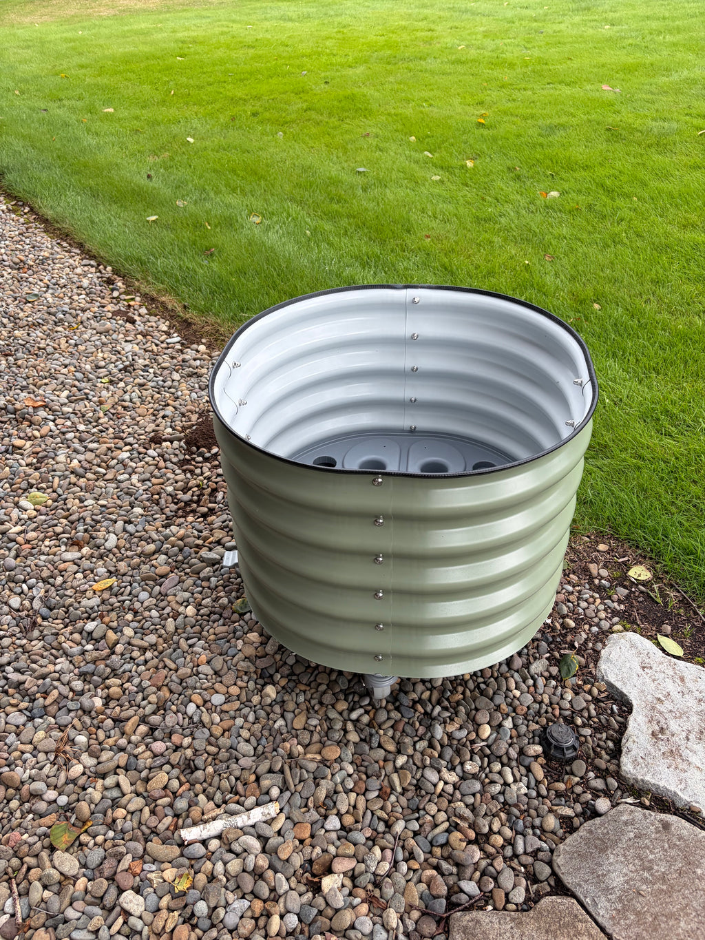 Vego Garden Self-Watering Rolling Citrus Tree Planter