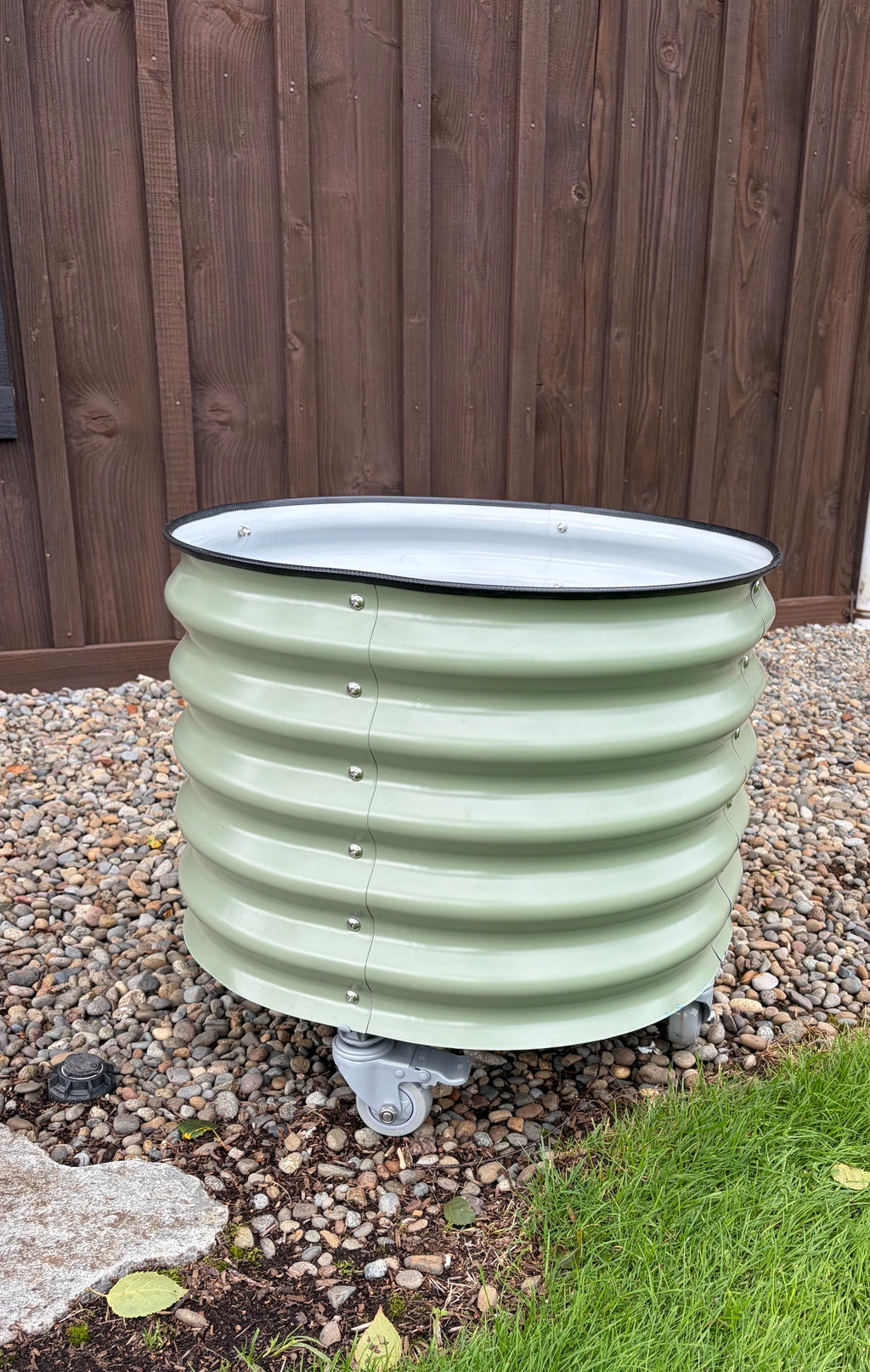 Vego Garden Self-Watering Rolling Citrus Tree Planter