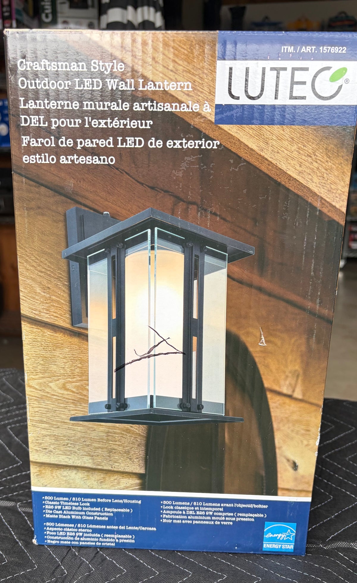 LUTEC Craftsman-Style Outdoor LED Wall Lantern