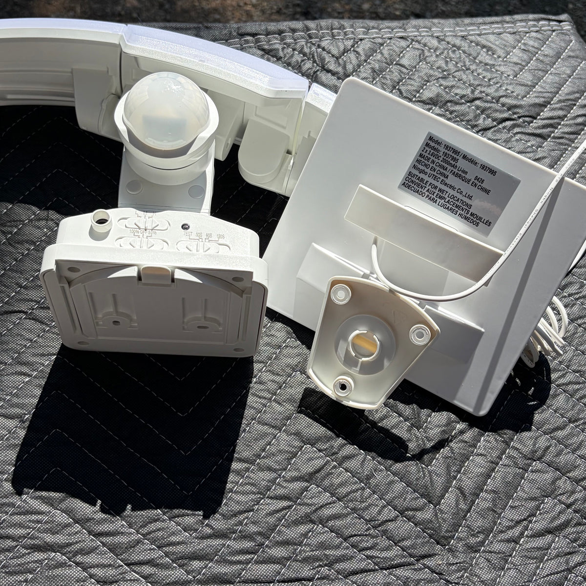 LUTEC 3000-Lumen Motion Activated Solar Security LED Light