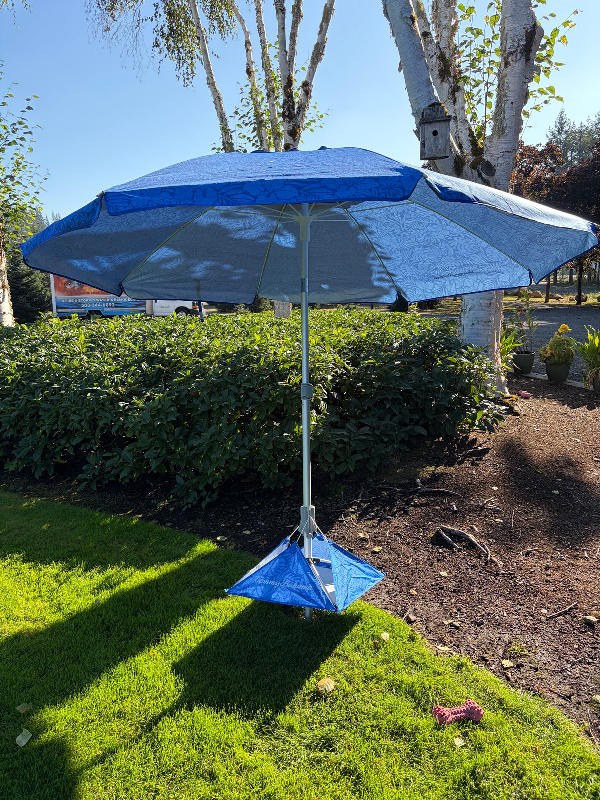 Tommy Bahama 7.5 ft Beach Umbrella