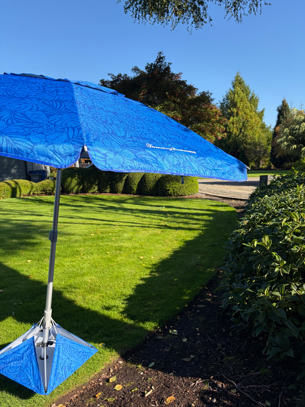 Tommy Bahama 7.5 ft Beach Umbrella