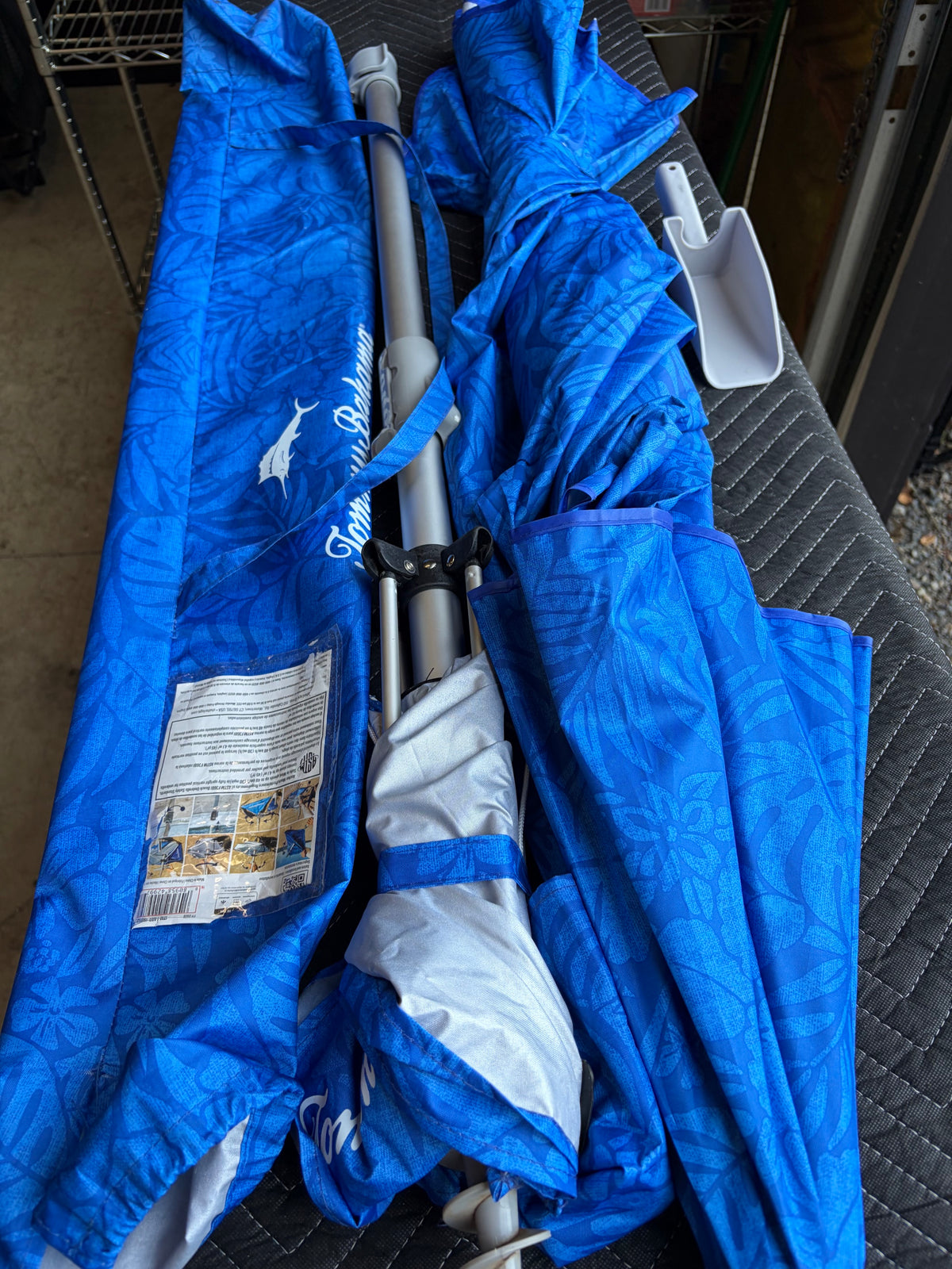 Tommy Bahama 7.5 ft Beach Umbrella