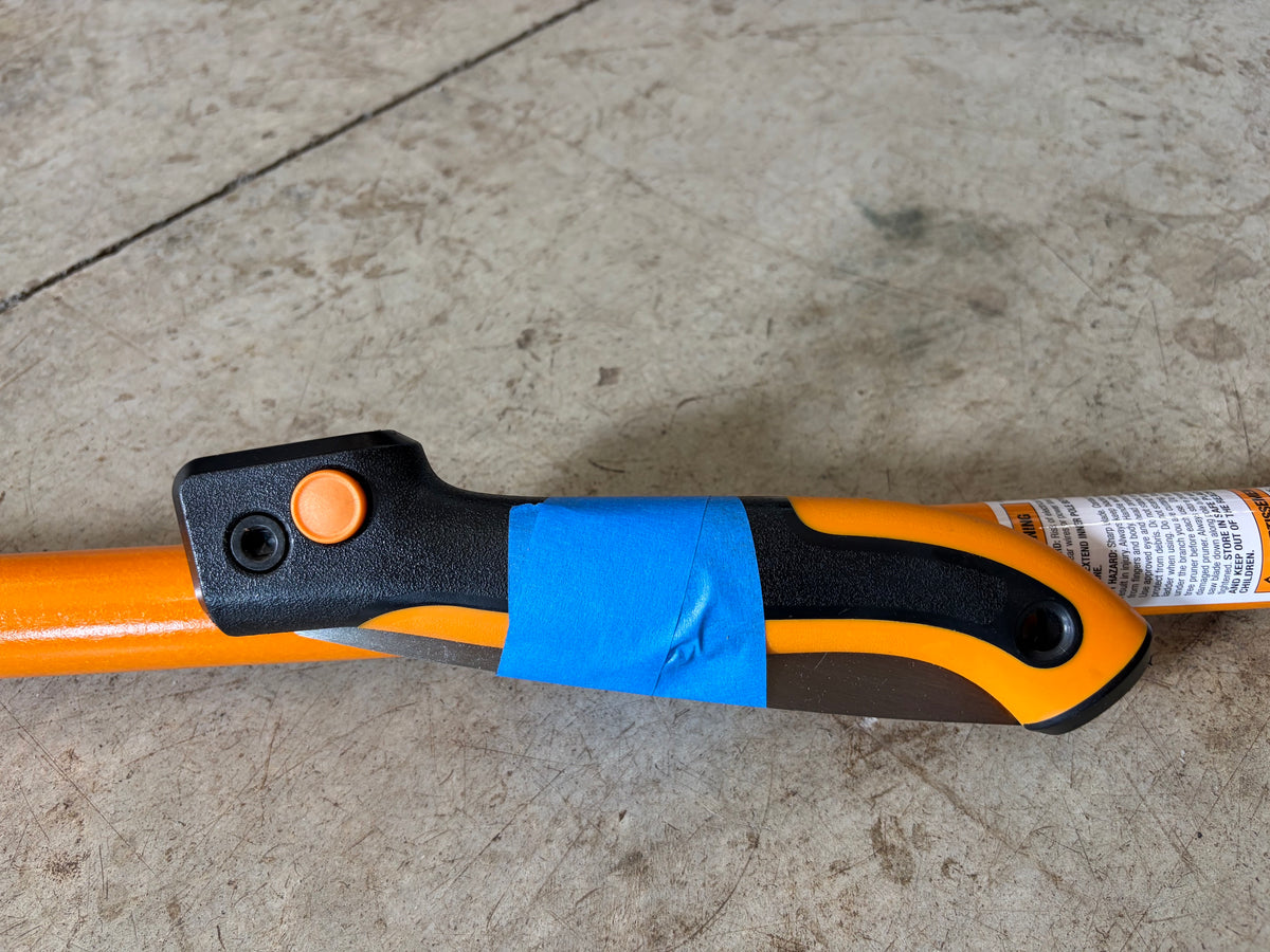 Fiskars 7–12 ft. Extendable Tree Pruner & Pole Saw with 7-Inch Folding Saw