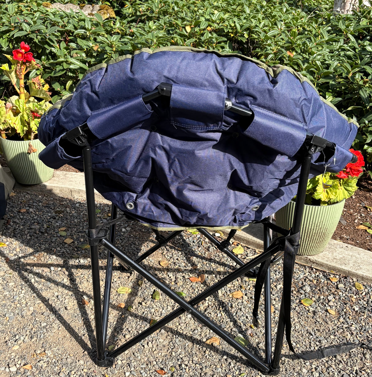 Tommy Bahama Destination Relaxation XL Jumbo Padded Club Chair – Green & Blue