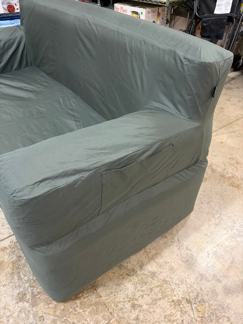 Pittman Outdoors Portable Inflatable Couch with Built-In Rechargeable Pump