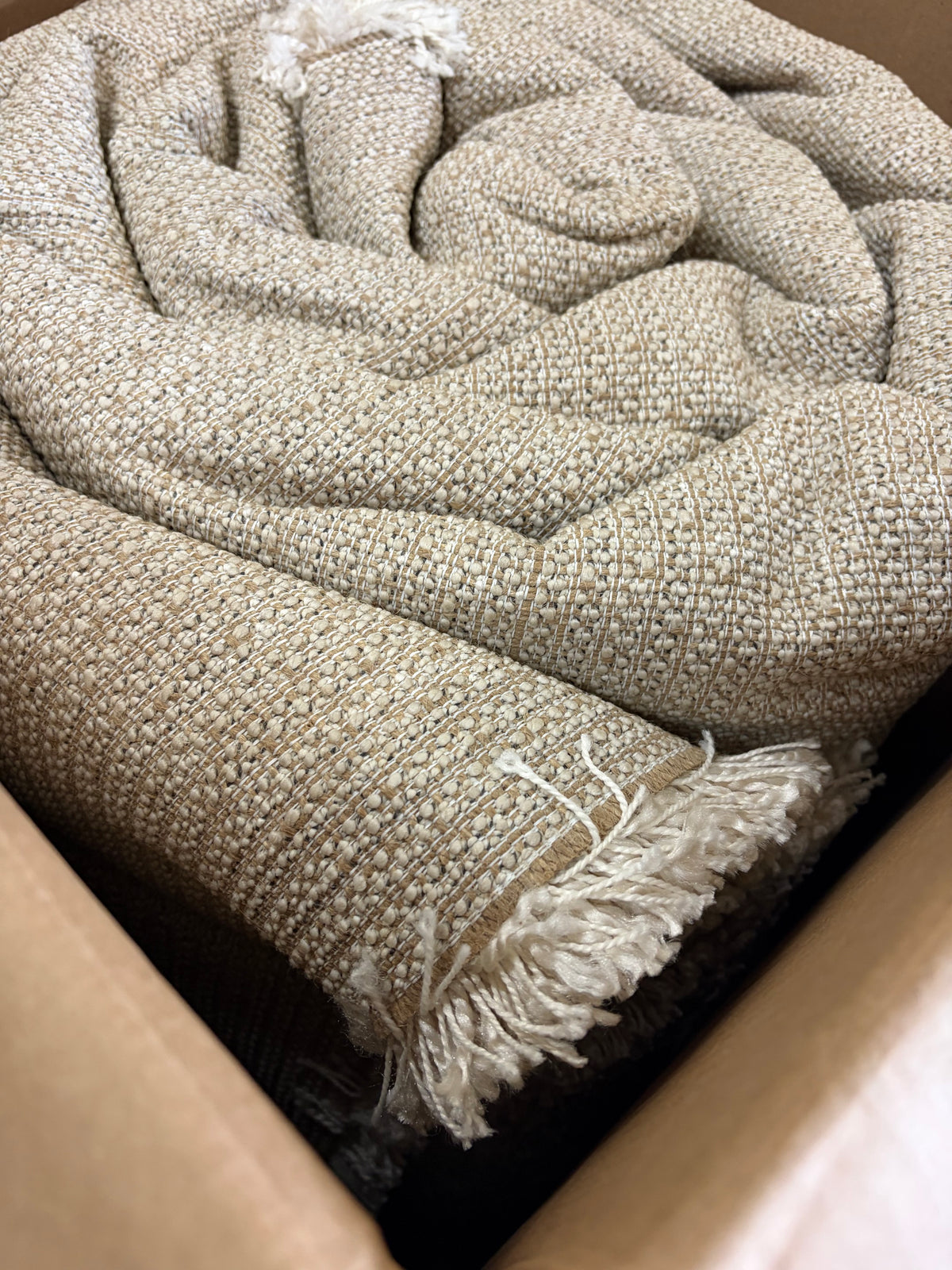 Thomasville Marketplace Luxury Shag Area Rug, Cream, 9 ft. 5 in. x 13 ft.