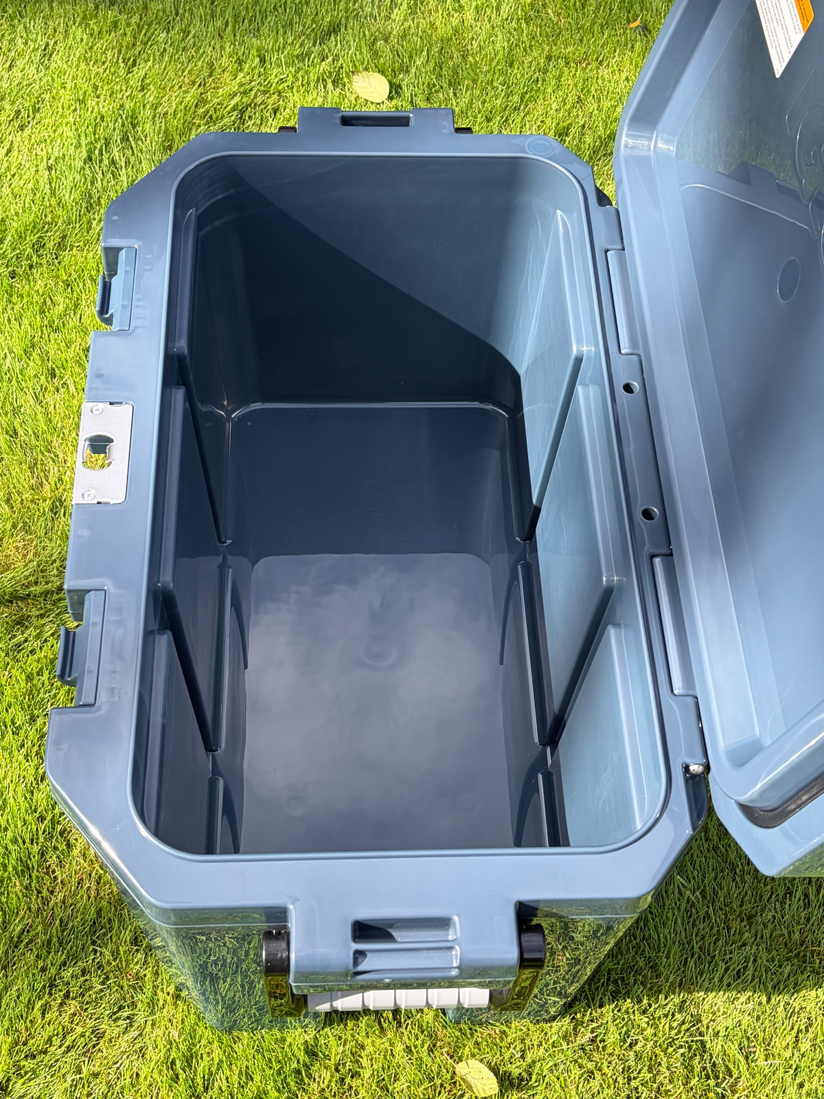Igloo Yukon 70-Quart Hard Cooler with Wire Basket