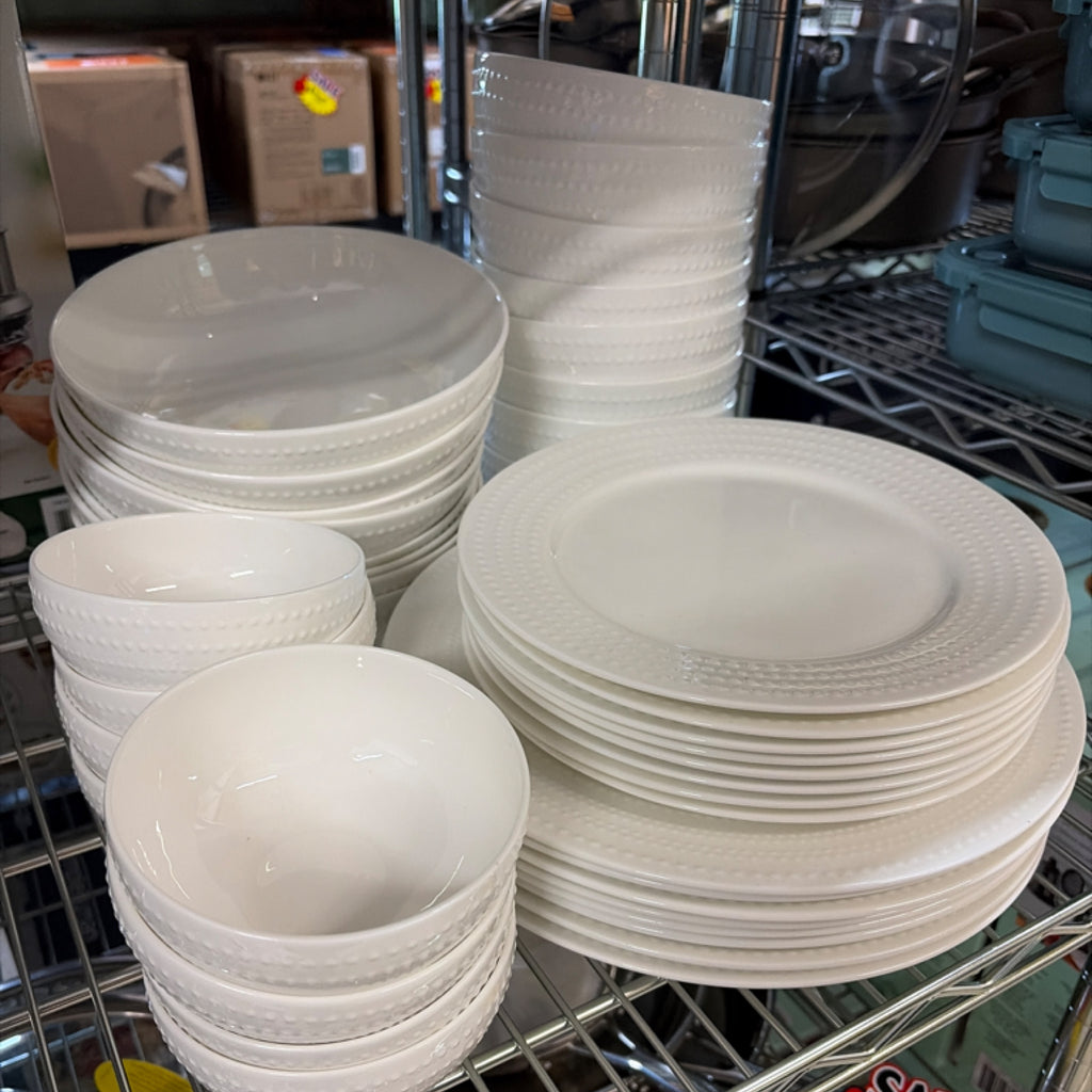 Mikasa - Nellie Bone China 40Pc